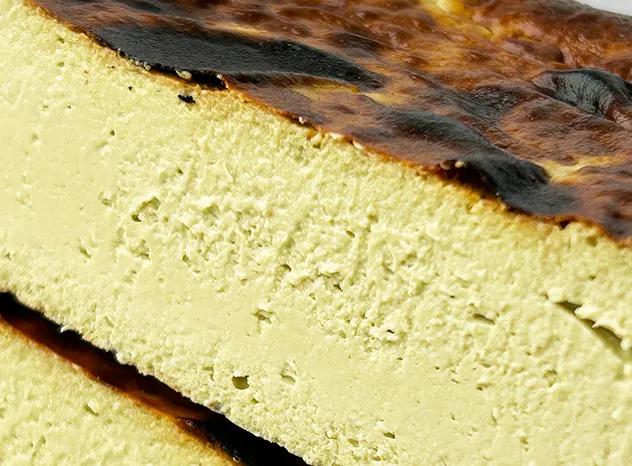 Баскський матча cheesecake